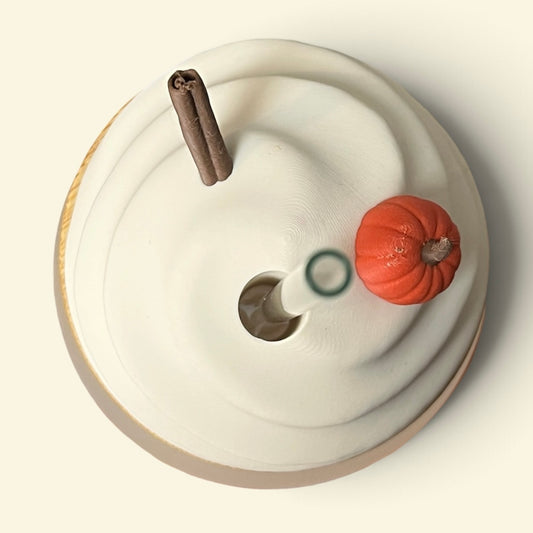BOOKISH PUMPKIN SPICE LATTE - KUBEK SZKLANY ZE SŁOMKĄ I POKRYWKĄ