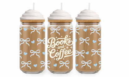 BOOKS AND COFFEE BLUE - KUBEK SZKLANY ZE SŁOMKĄ I POKRYWKĄ