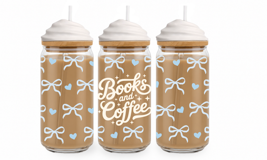 BOOKS AND COFFEE BLUE - KUBEK SZKLANY ZE SŁOMKĄ I POKRYWKĄ